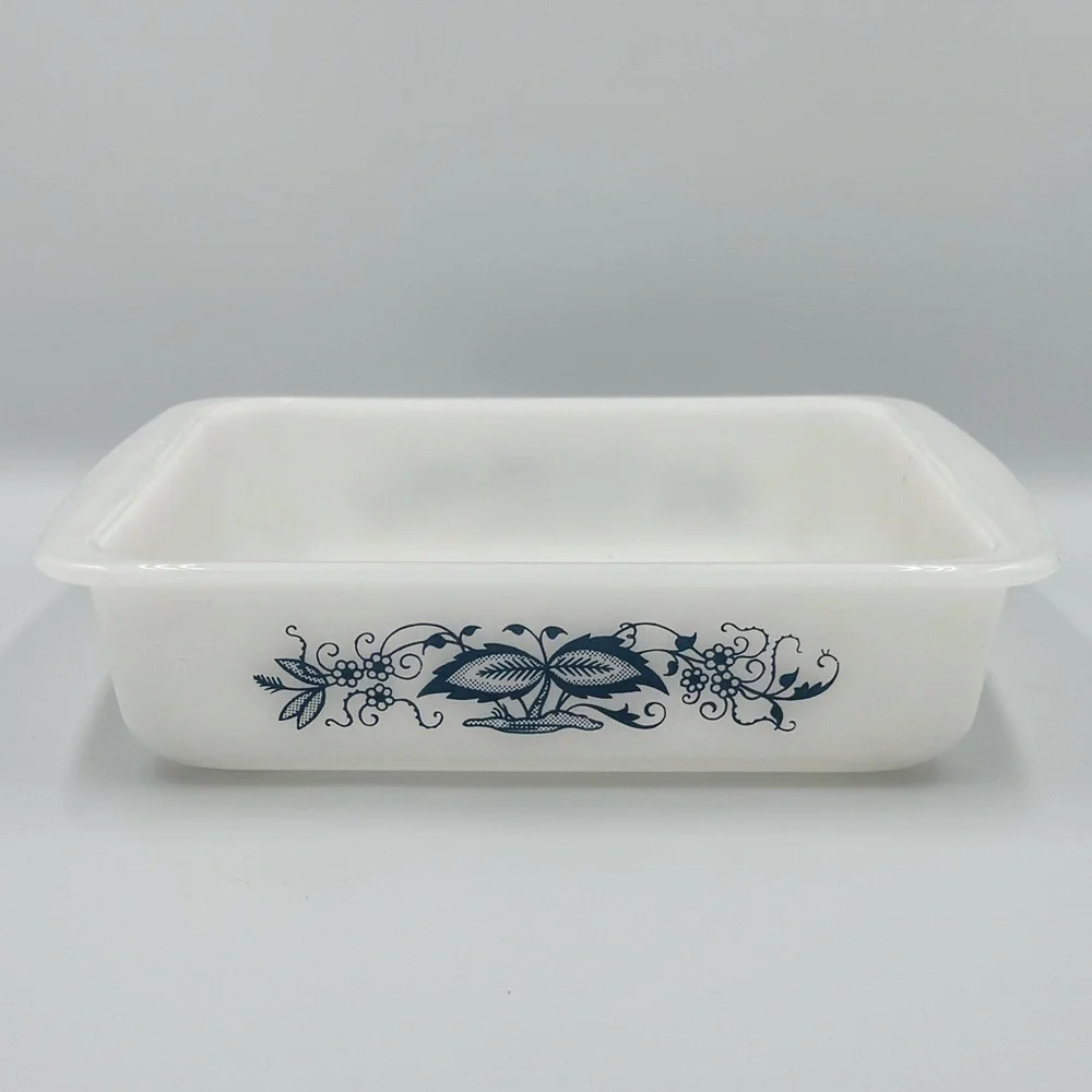 Vintage Glasbake Milk Glass 8”x8” Casserole Dish Blue Onion J2428